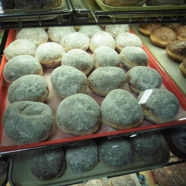 Pączki Day at the Market