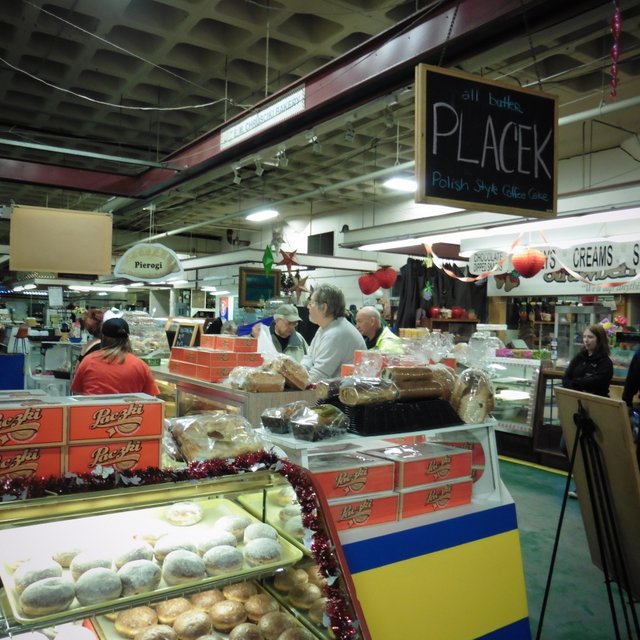 Pączki Day at the Market