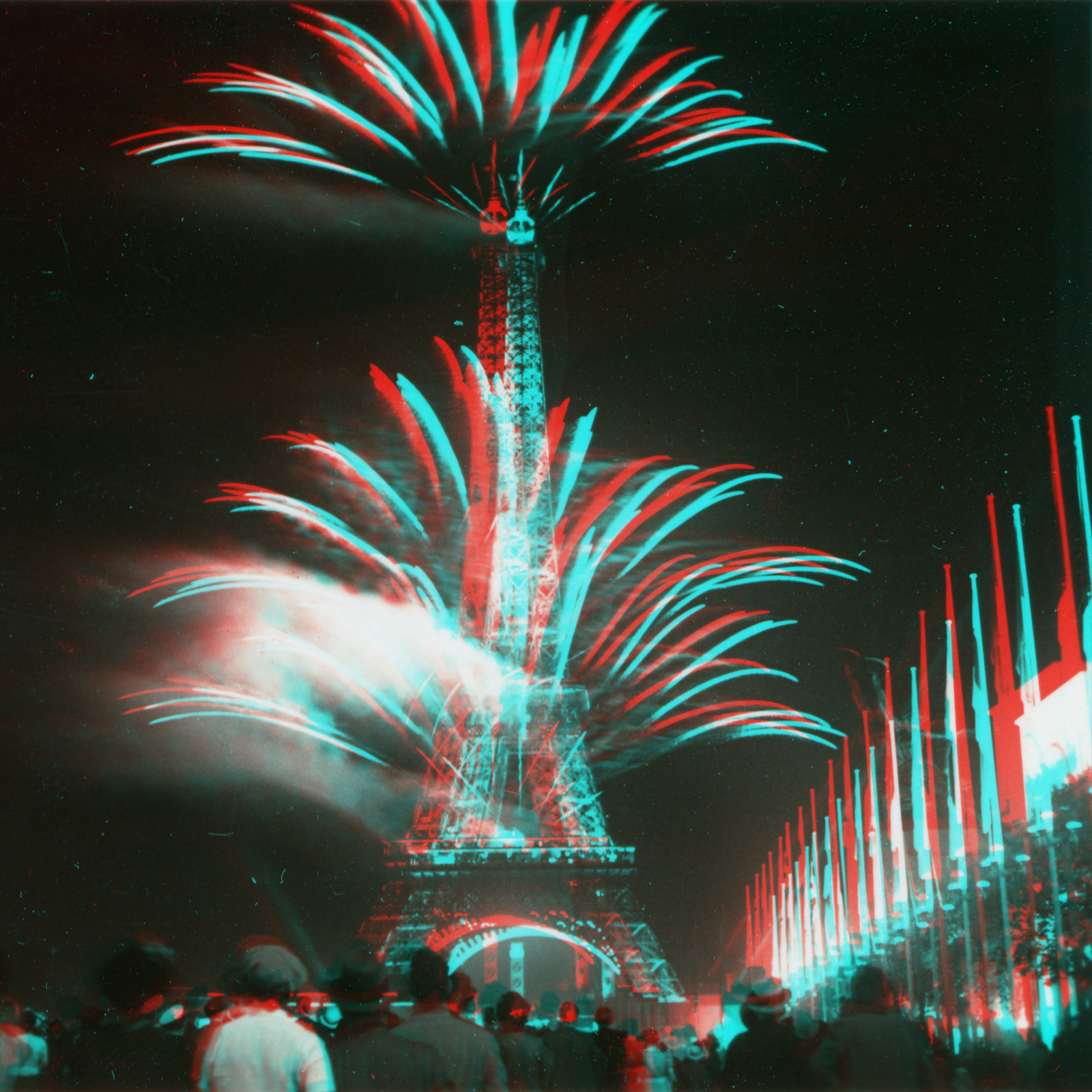 Fireworks on Eiffel Tower