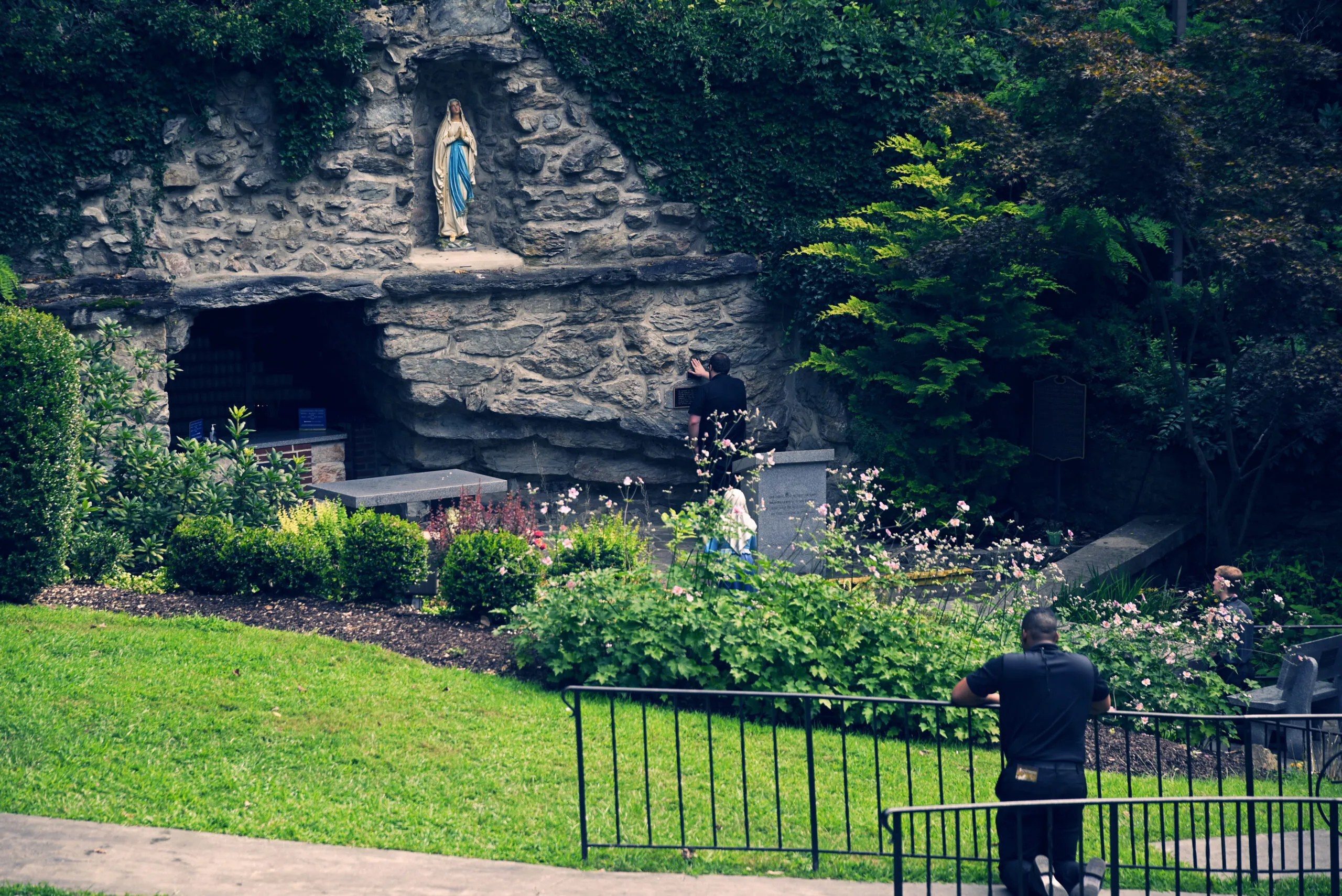 The Mathematics of the Grotto