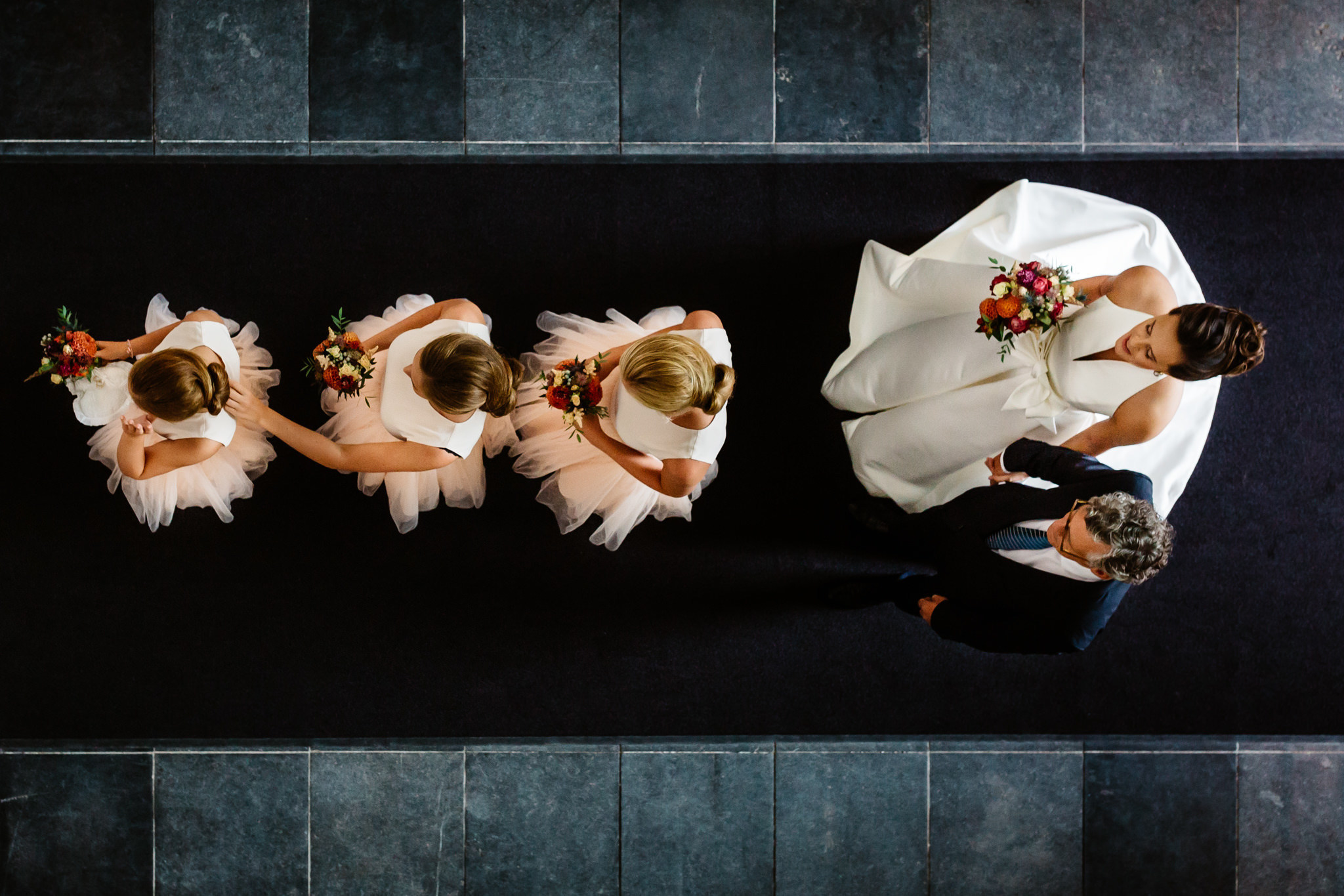 Tie the knot of handfasting als bruiloft ritueel - Bruiloft Inspiratie