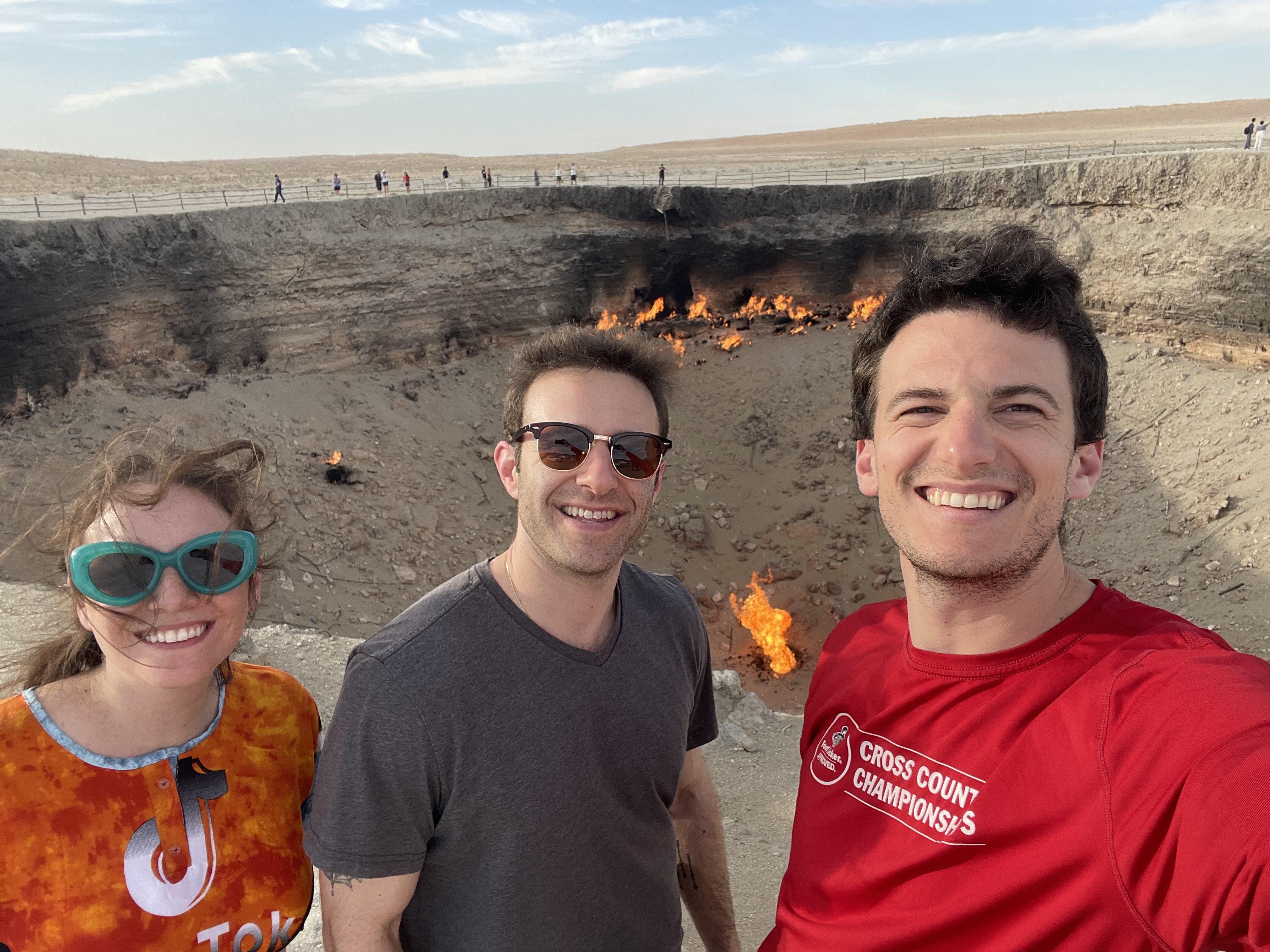 Darvaza Gas Crater aka the Gates of Hell - BryceCaster.com