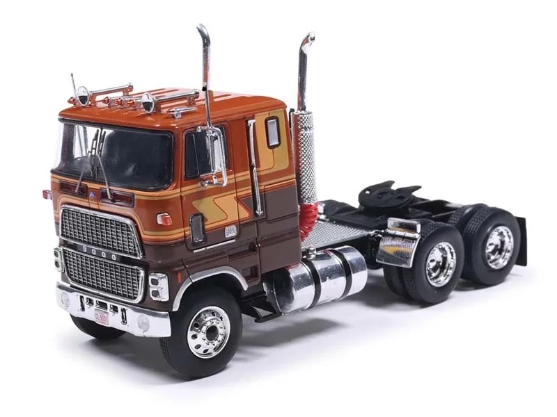 IXO 1/64 U64TR009 - Ford COE 9000 - Brown and Tan