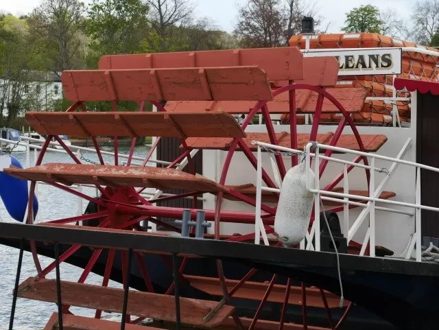 steamer boat in Henley
