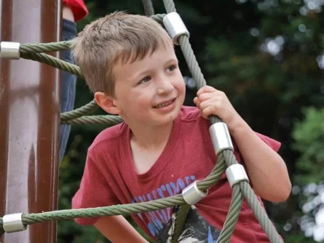 enjoying-playgrounds