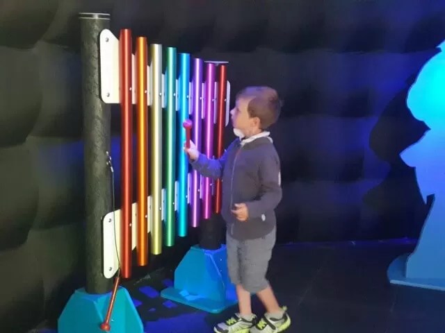 playing music at skyzone