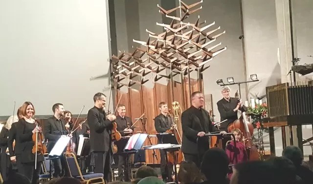 applause for the snowman orchestra