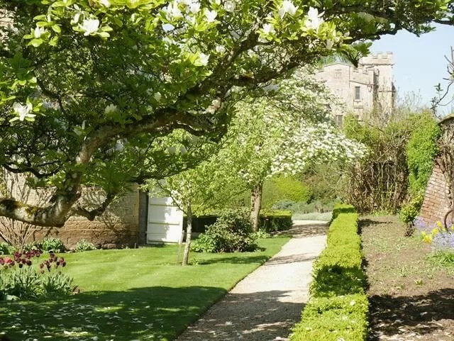 walkway at rousham