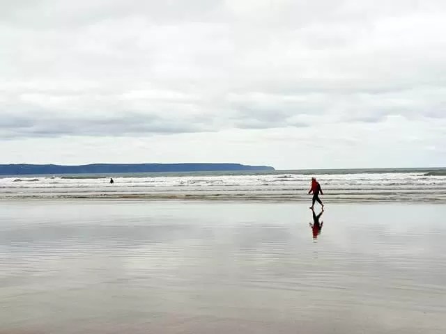 mirrored beach