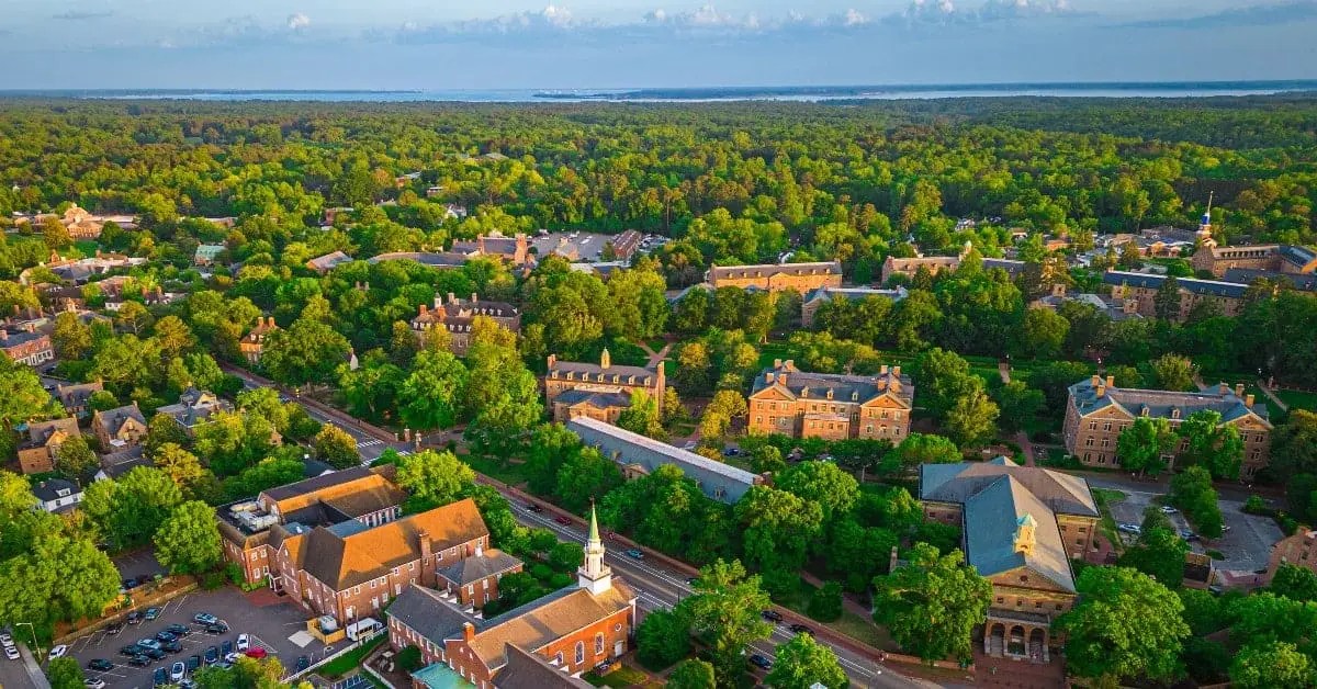 williamsburg virginia skyline