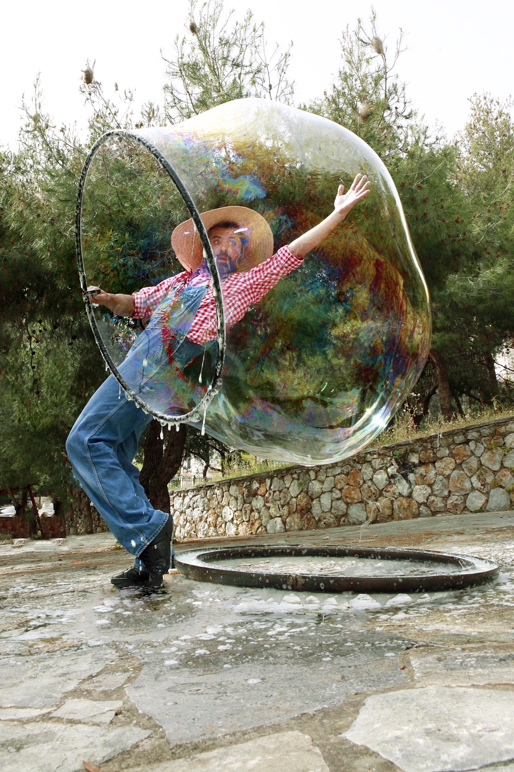 Bubble Performance 06 Athens