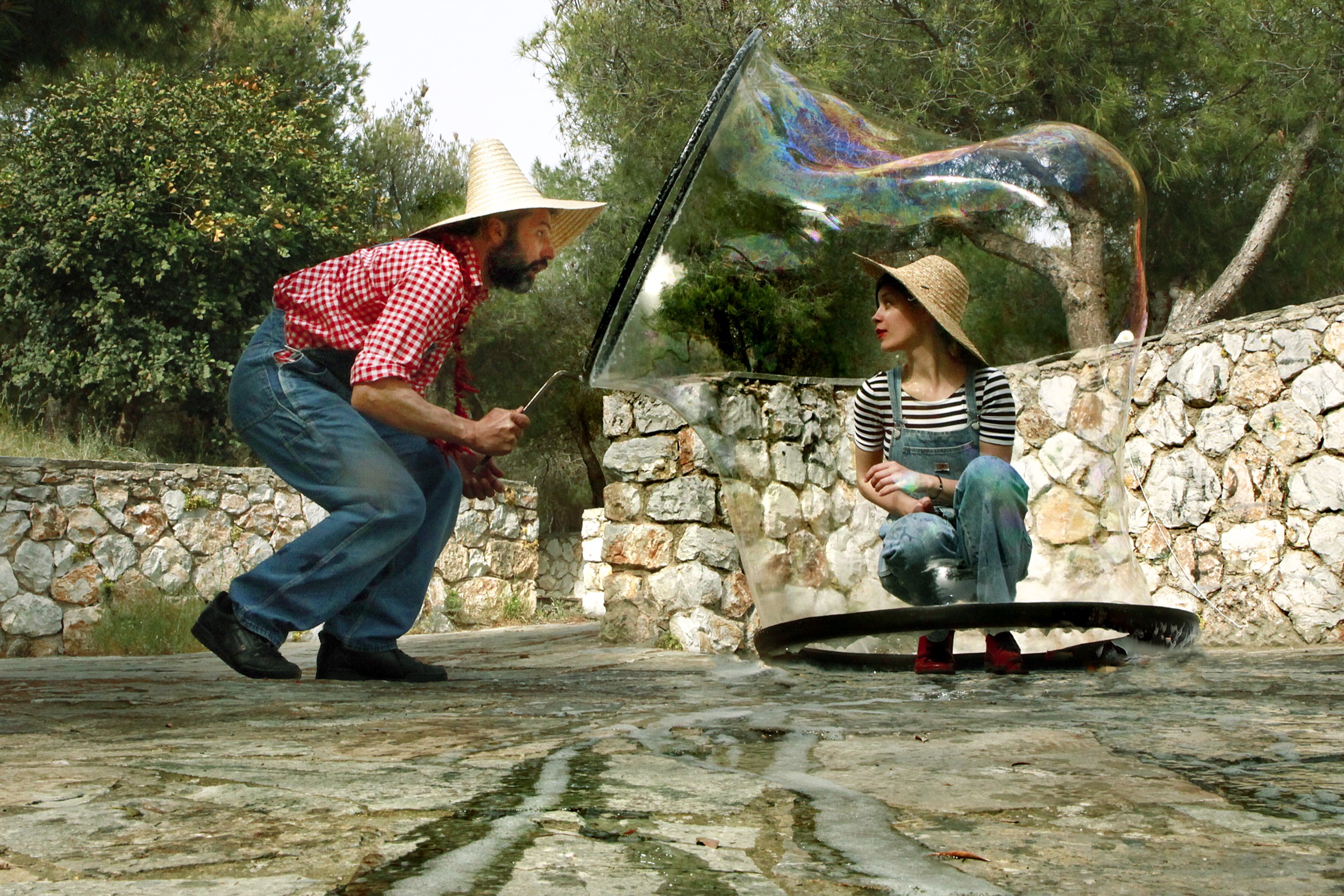 Bubble Performance 01 Athens