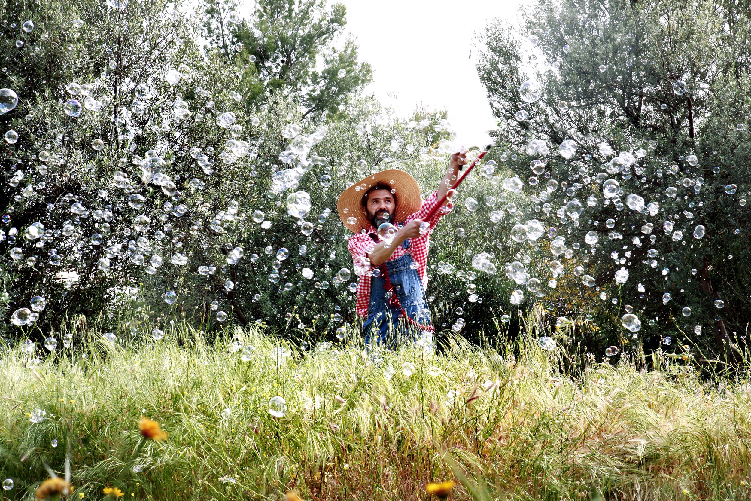 Bubble Performance 02 Athens