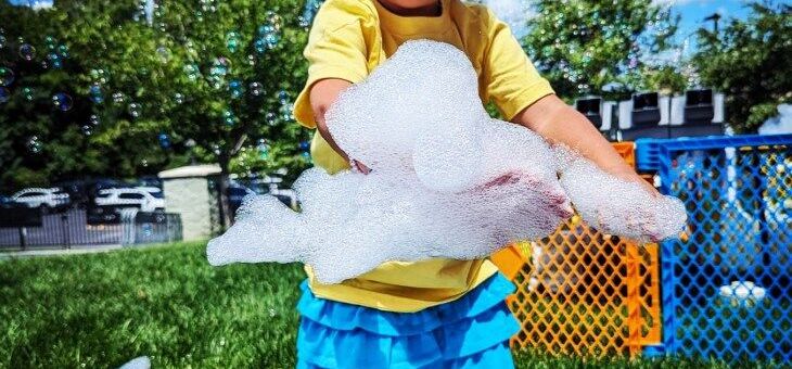 Bubbles, Brains, and Big Smiles: Why Interactive Bubble Shows Are Perfect for Preschools, Libraries, and Camps