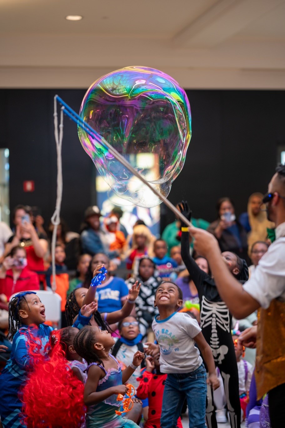 Sensory-Friendly Bubble Shows: Thoughtful, Inclusive Magic for Every Guest