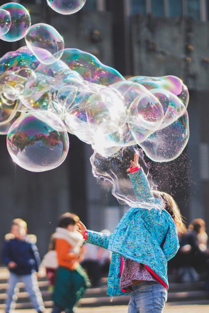 Gentle Magic, Big Smiles: Why Sensory‑Friendly Bubble Shows Make Every Celebration Inclusive