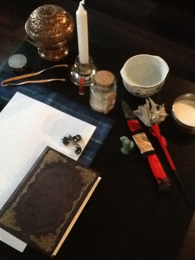 Oltarzyk magiczny od Moniki z okazji rytualu Magnetyzmu - Blog Marii Bucardi