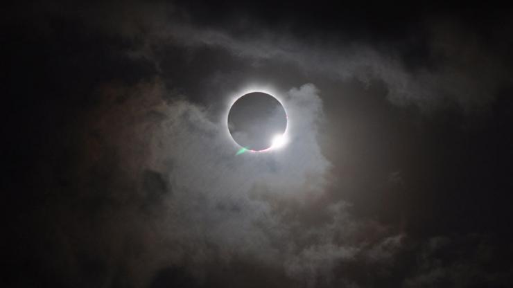 The 911 on cell coverage and potential communication breakdown during the eclipse Astronomy Solar eclipse Buckrail - Jackson Hole, news