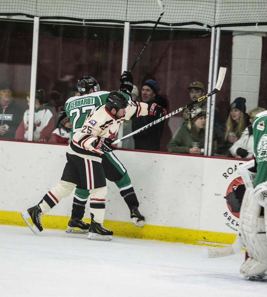 Moose surrender just a pair of goals all weekend in sweep of Yeti Goaltender College ice hockey Buckrail - Jackson Hole, news