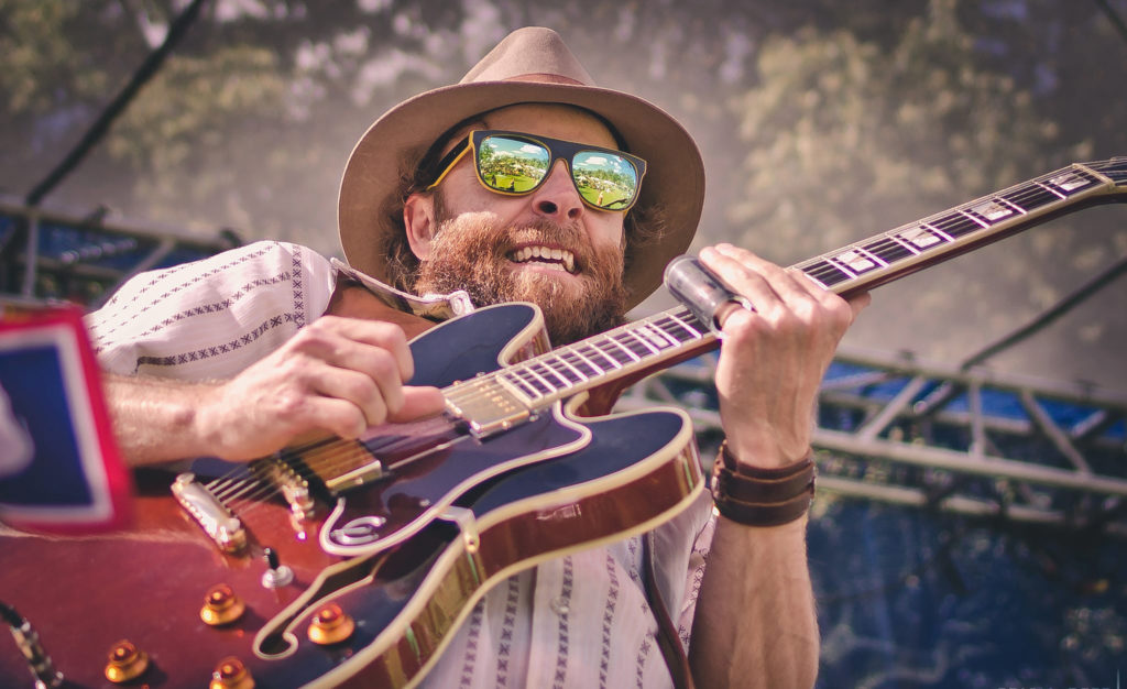 Knotty Pine hosts Aaron Davis's Mystery Machine this Saturday Guitarist String instrument Buckrail - Jackson Hole, news
