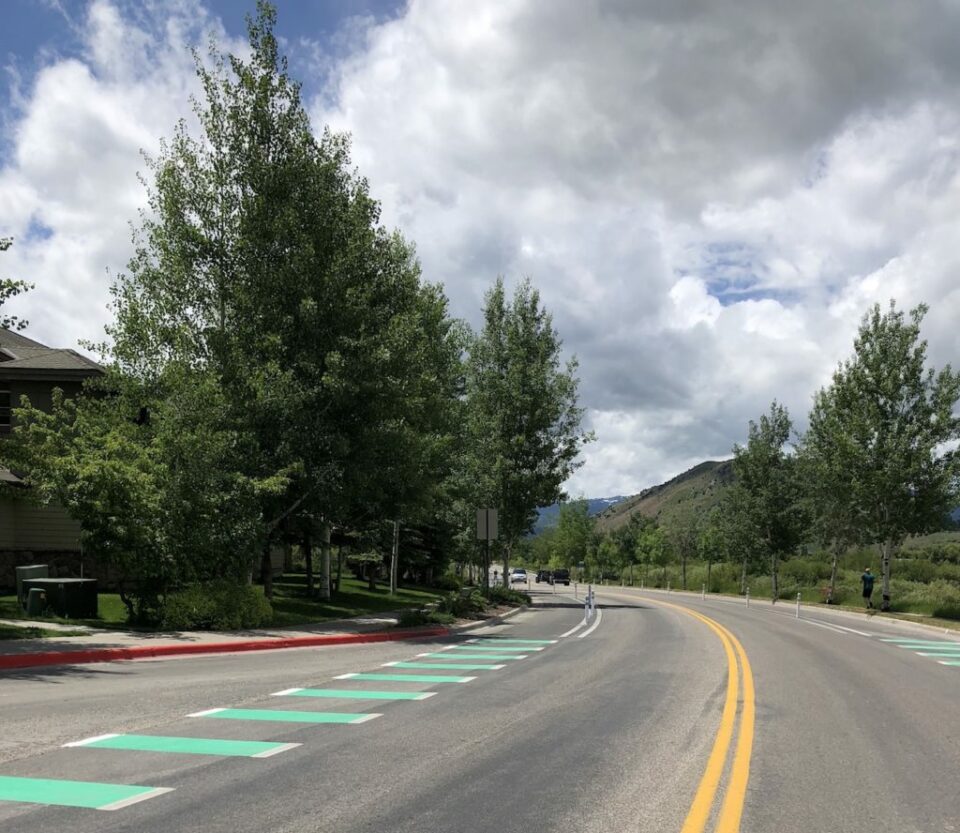 SNAPPED: Snow King Ave makeover Road surface Car Buckrail - Jackson Hole, news