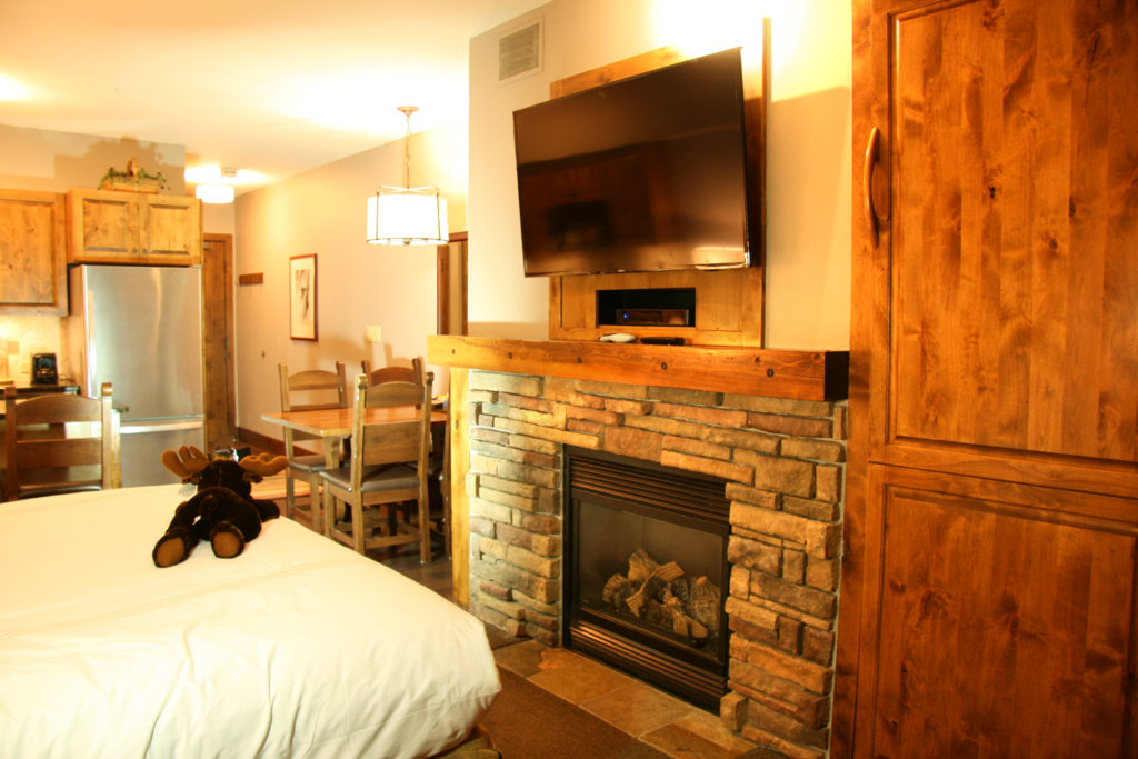 9-Fireplace