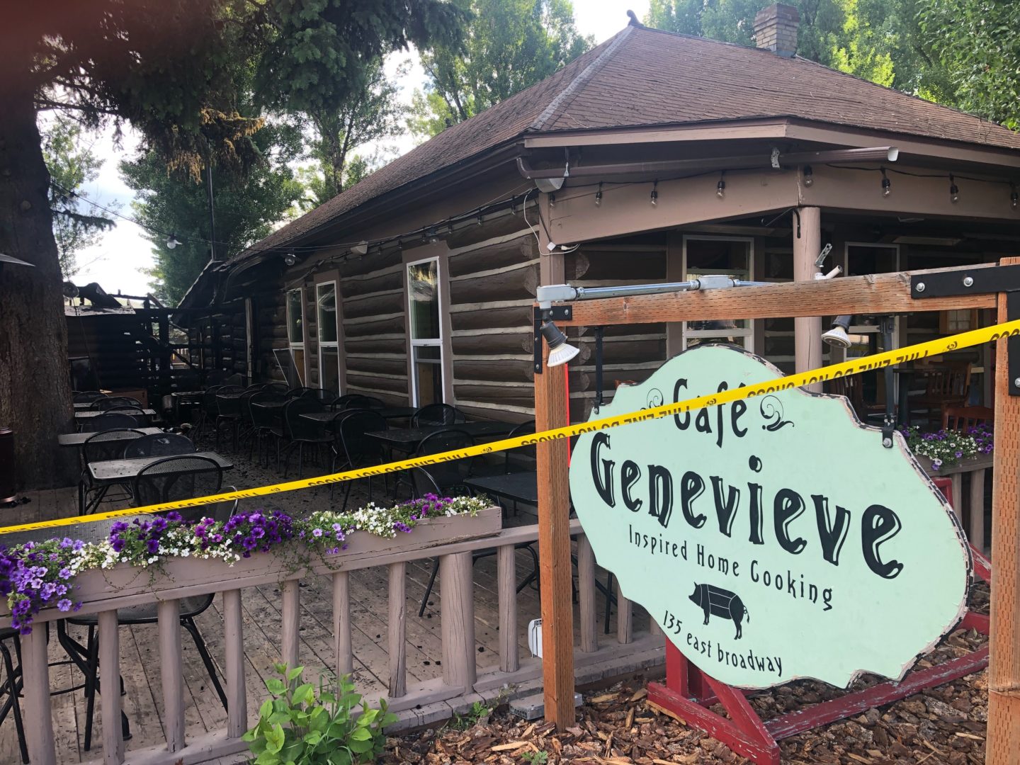 Fire at Cafe Genevieve. Photo: Buckrail