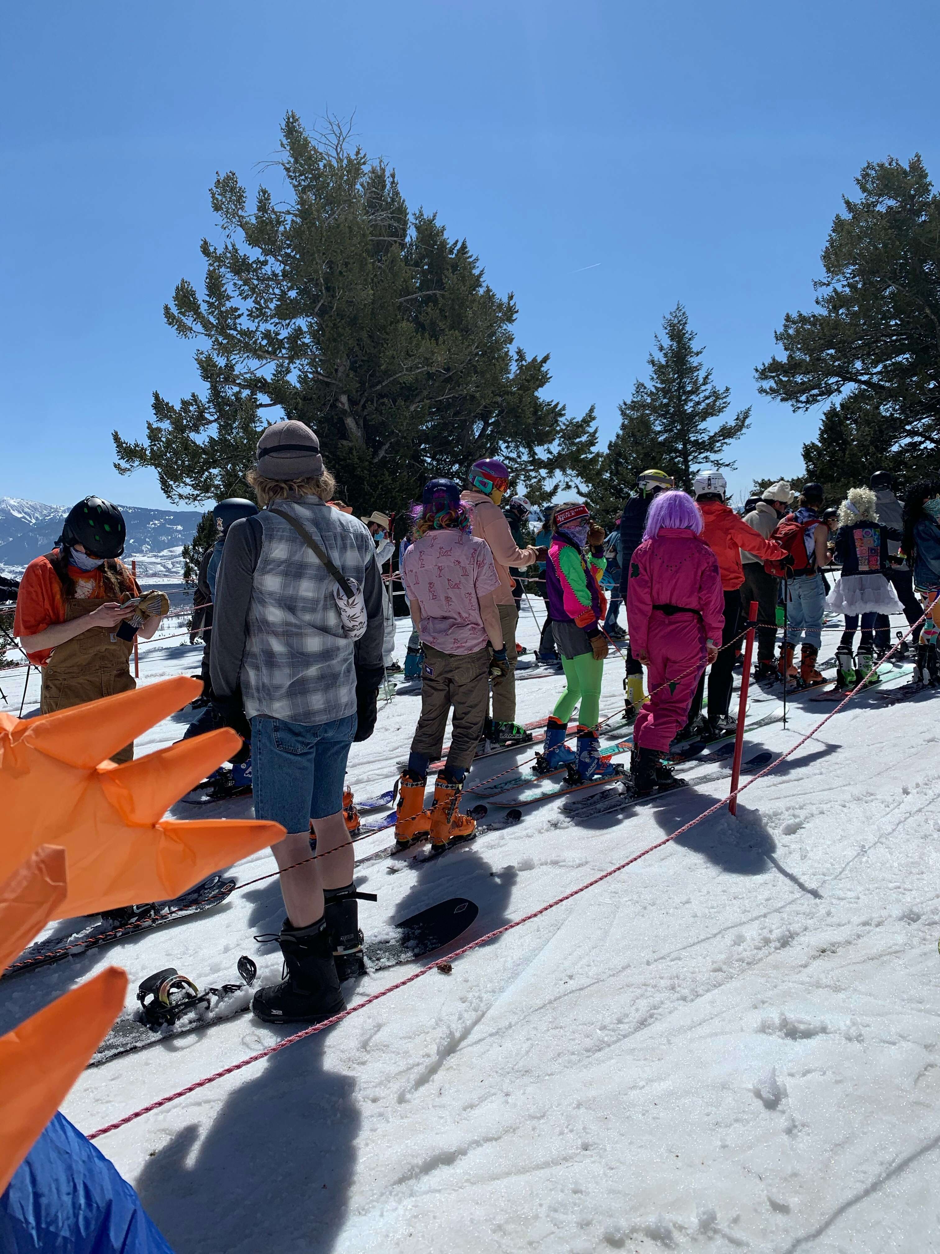 A line of gapers at the Casper lift. Photo: Anna Knapp