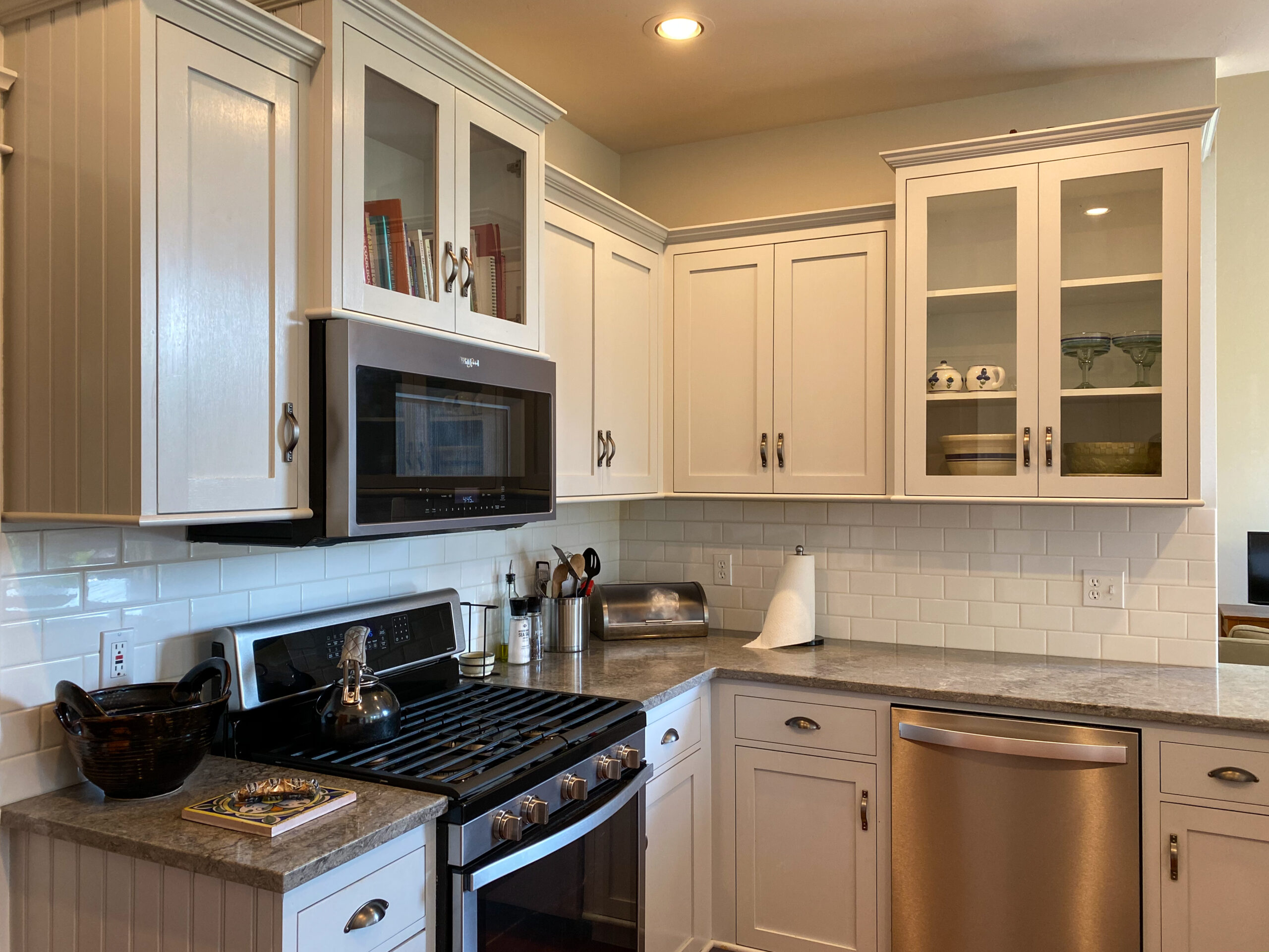 27 Kitchen Range Close Up
