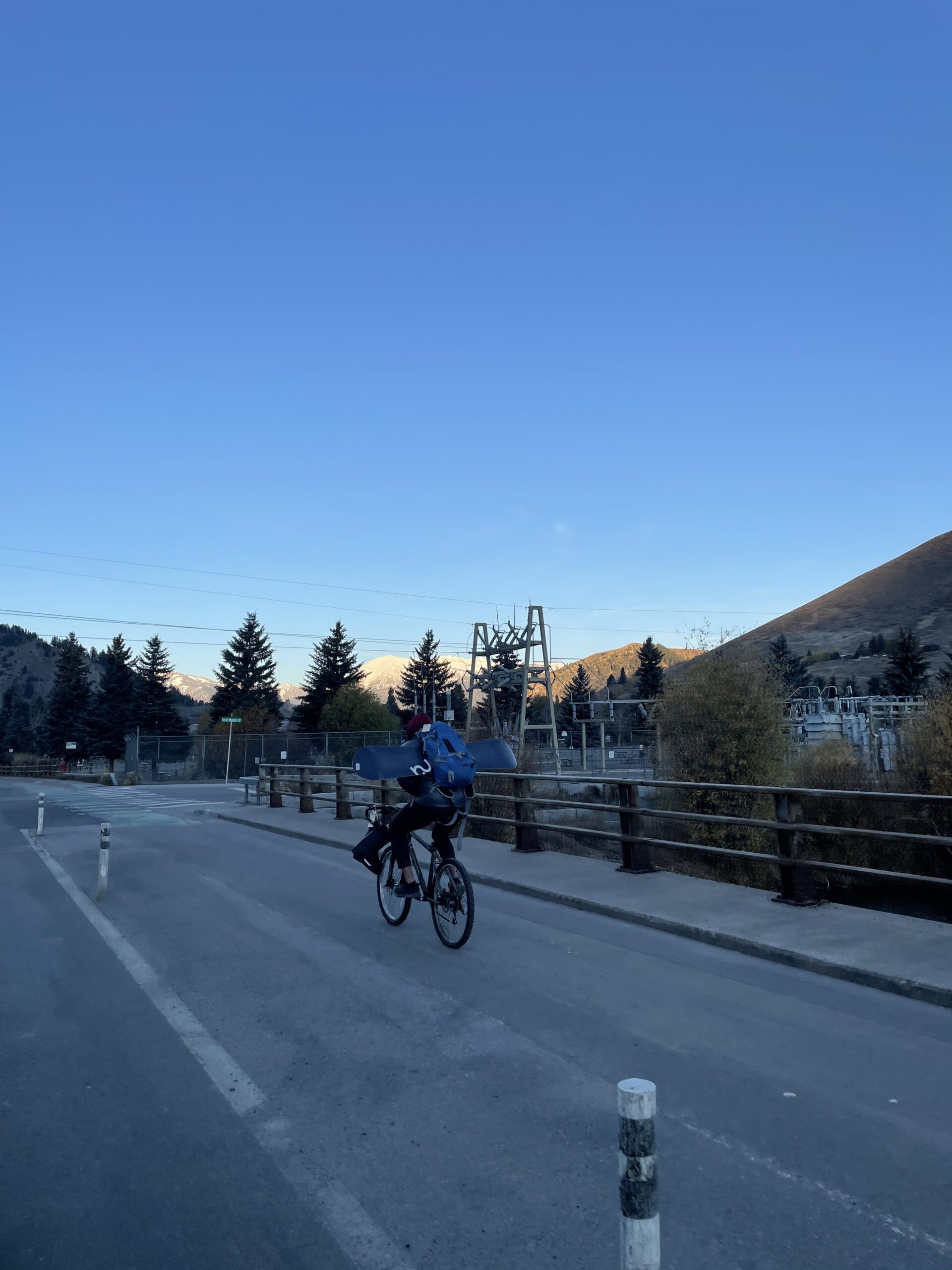 A shopper bikes home with his score. Photo: Lindsay Vallen // Buckrail