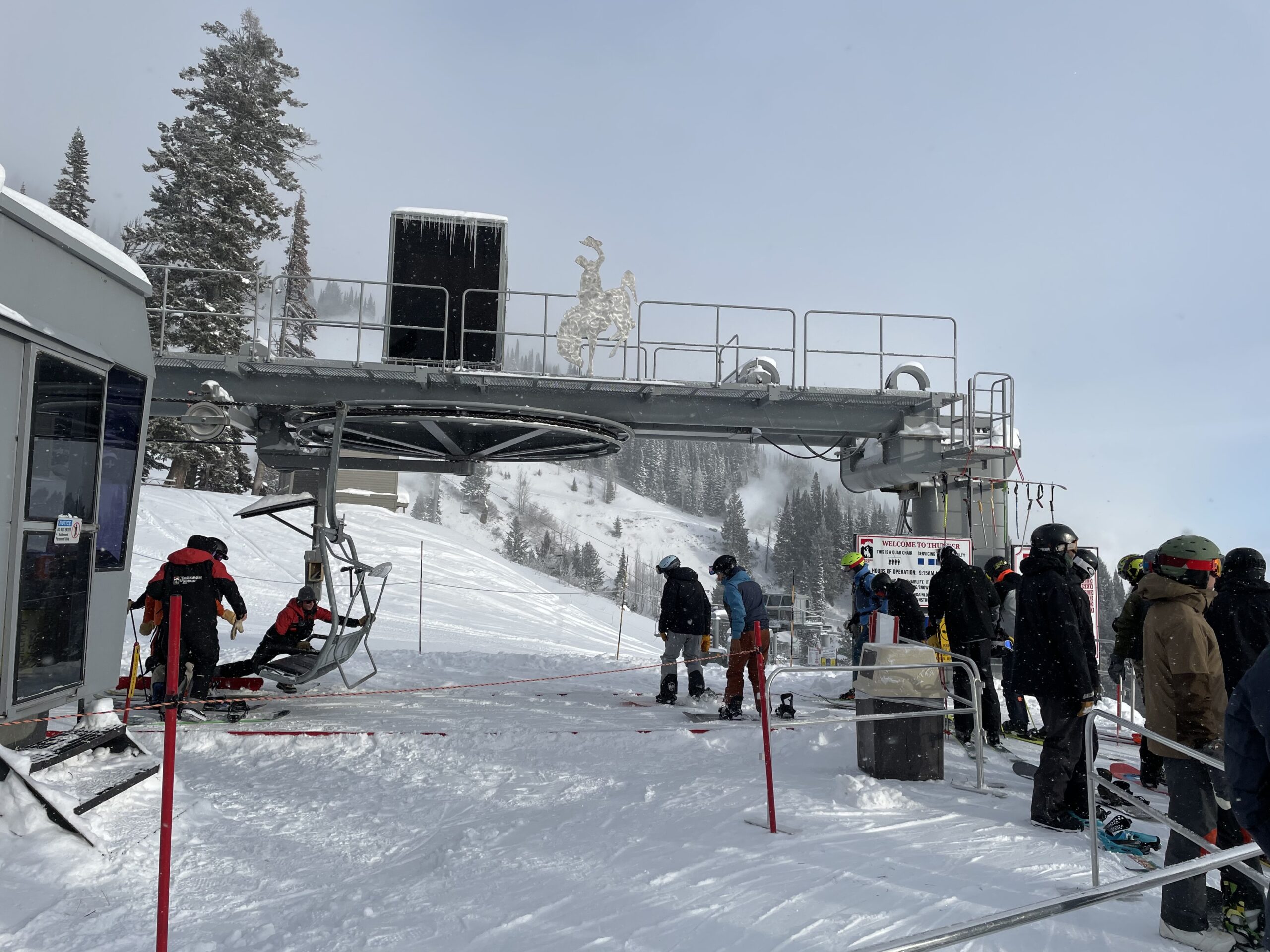 Thunder lift is open. Photo: Lindsay Vallen // Buckrail