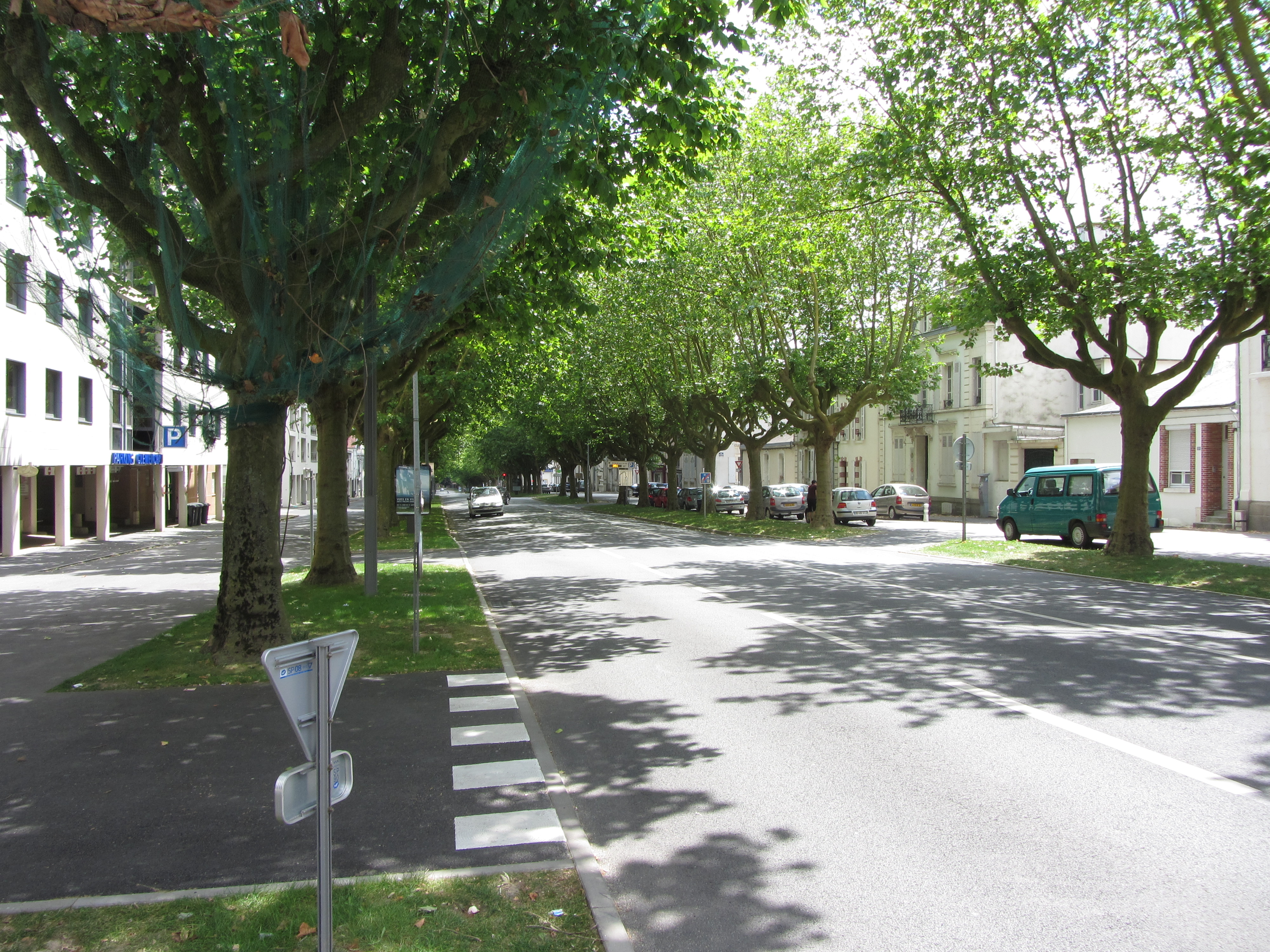 Katu joka meni hotellimme ulkopuolella kuva 2.