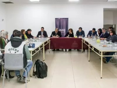 Paritarias docentes en Jujuy: el Gobierno ofreció aumentos escalonados hasta septiembre y mantiene el diálogo abierto