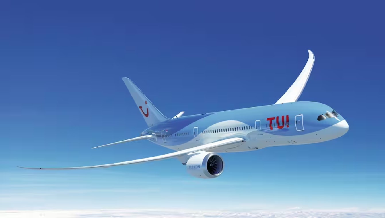 TUI Boeing 787 Dreamliner Newcastle – Melbourne (Orlando)
