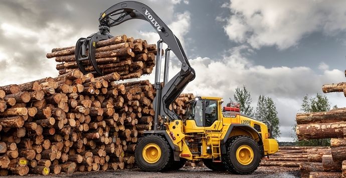 Volvo unveils L200H high lift wheel loader