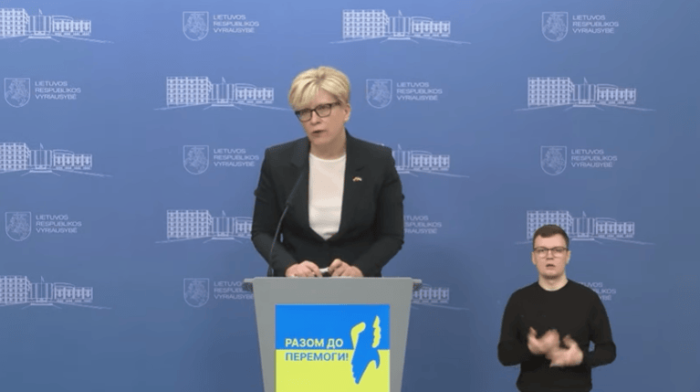 Cirkas baigėsi: Šimonytė pranešė, kad į COVID-19 jau galima reaguoti kaip į gripą