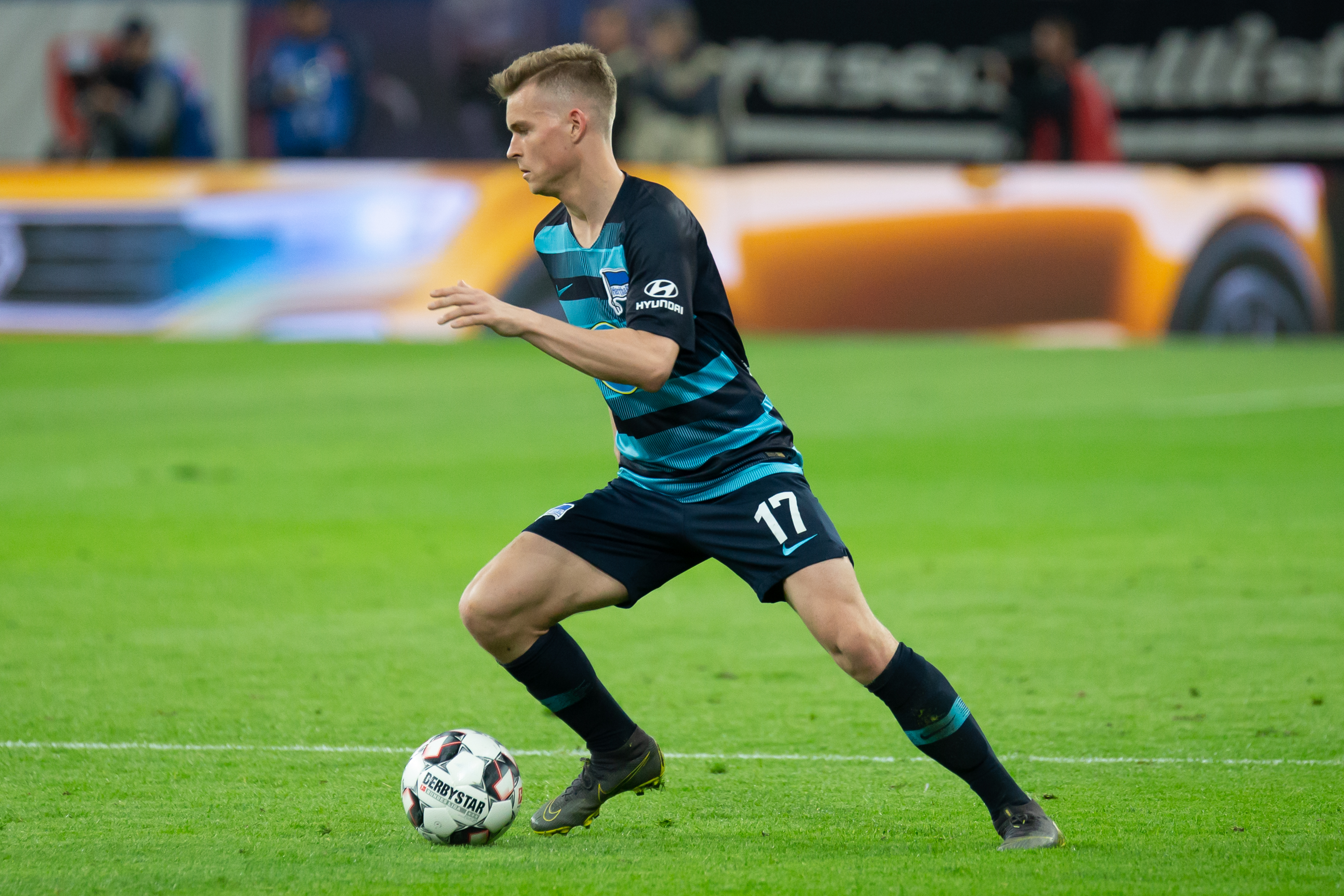 Mittelstadt Fehlt Bei Hertha Training Berlin De If you wish to watch live free online matches with Maximilian Mittelstdt in Hertha Berlin match details we offer a link to watch. Mittelstadt Fehlt Bei Hertha Training Berlin De 18031997 in Berlin Deutschland.