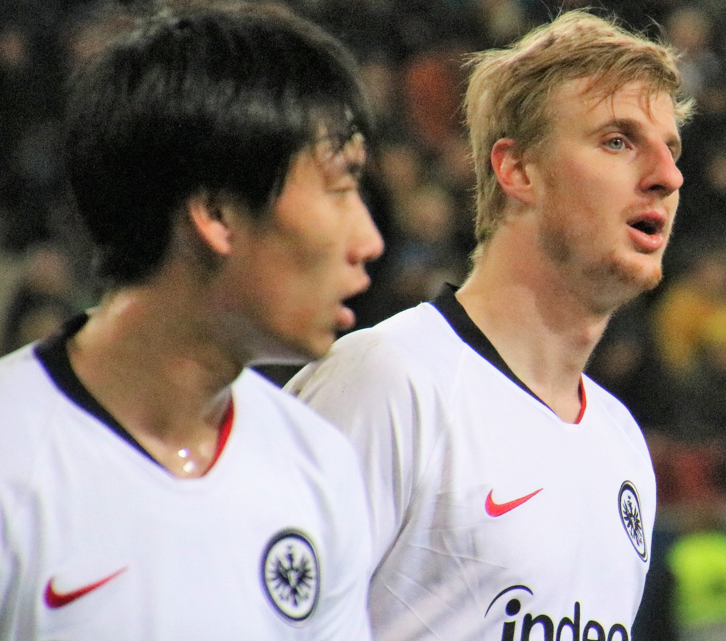 Which Bundesliga Title Chasers Have Improved Fear The Wall Martin Hinteregger was born on 7 September 1992 in Sankt Veit an der Glan and plays for Eintracht Frankfurt.