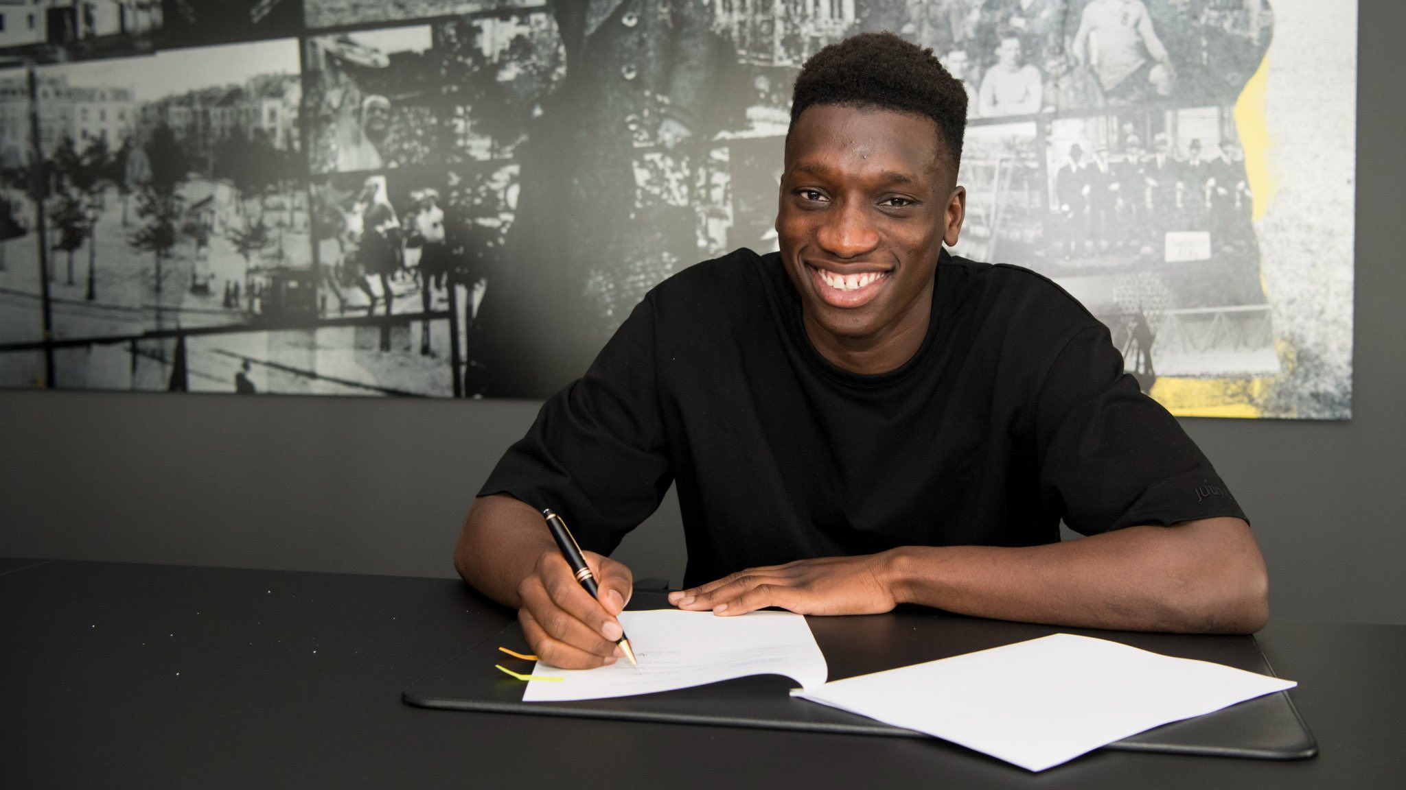 Abdoulaye Sane Al Taawon Buraidah Stats Titles Won 7915m Oct 15 1992 in Diouloulou Senegal. Abdoulaye Sane Al Taawon Buraidah Stats Titles Won Al Taawon football player played matches substitutions transfer history etc.