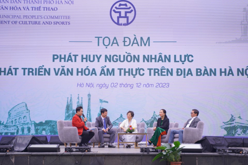 Hà Nội đưa du lịch ẩm thực vào mục tiêu phát triển công nghiệp văn hoá - Ảnh 1