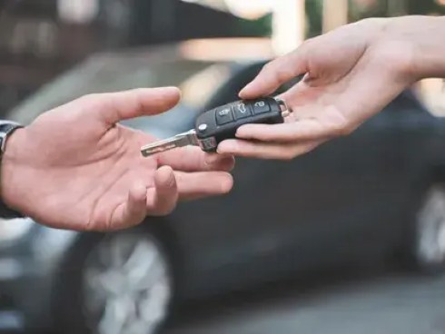 Car key replacement and programming service