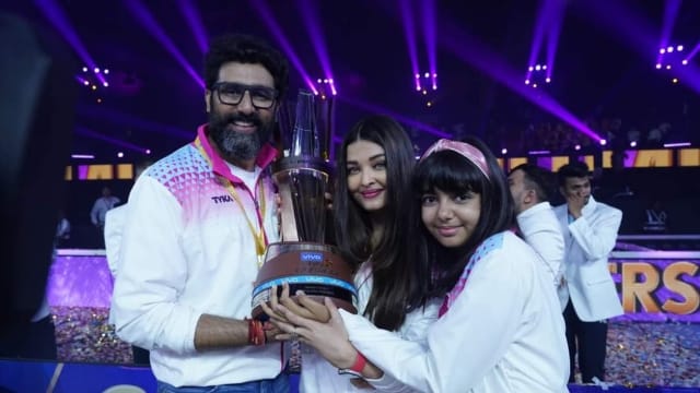 Read more about the article Abhishek Bachchan biography | अभिषेक बच्चन जीवनी