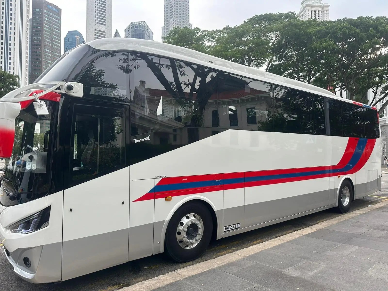 40 Seater bus skilled drivers (2)