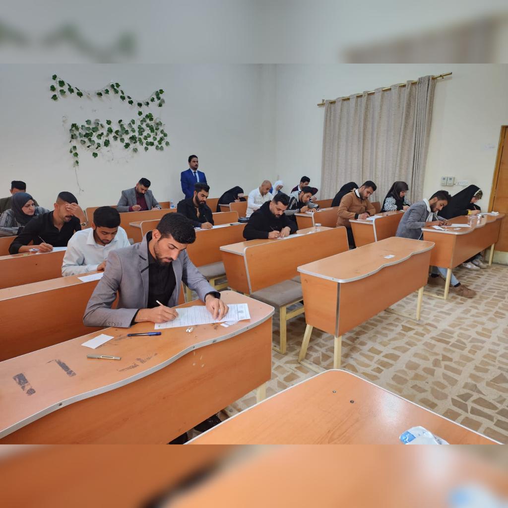 Read more about the article مباشرة امتحانات الكورس الأول لطلبة المرحلة الأولى في الأقسام العلمية