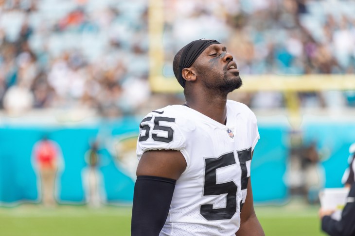 #55 CHANDLER JONES RAIDERS VS JAGUARS NOVEMBER 6, 2022 AT TIAA BANK FIELD JACKSONVILLE FLORIDA