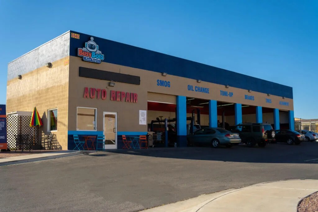 Busy-Bots-Auto-Repair