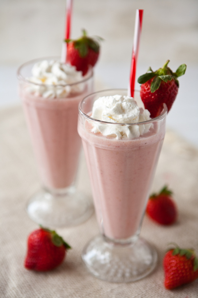 Strawberry Milkshake Ardyss NutriShake is a perfect performance shake for jump-starting your metabolism, and as meal replacement. Fortified with 26 antioxidants, vitamins, and minerals, NutriShake helps to support immune function.