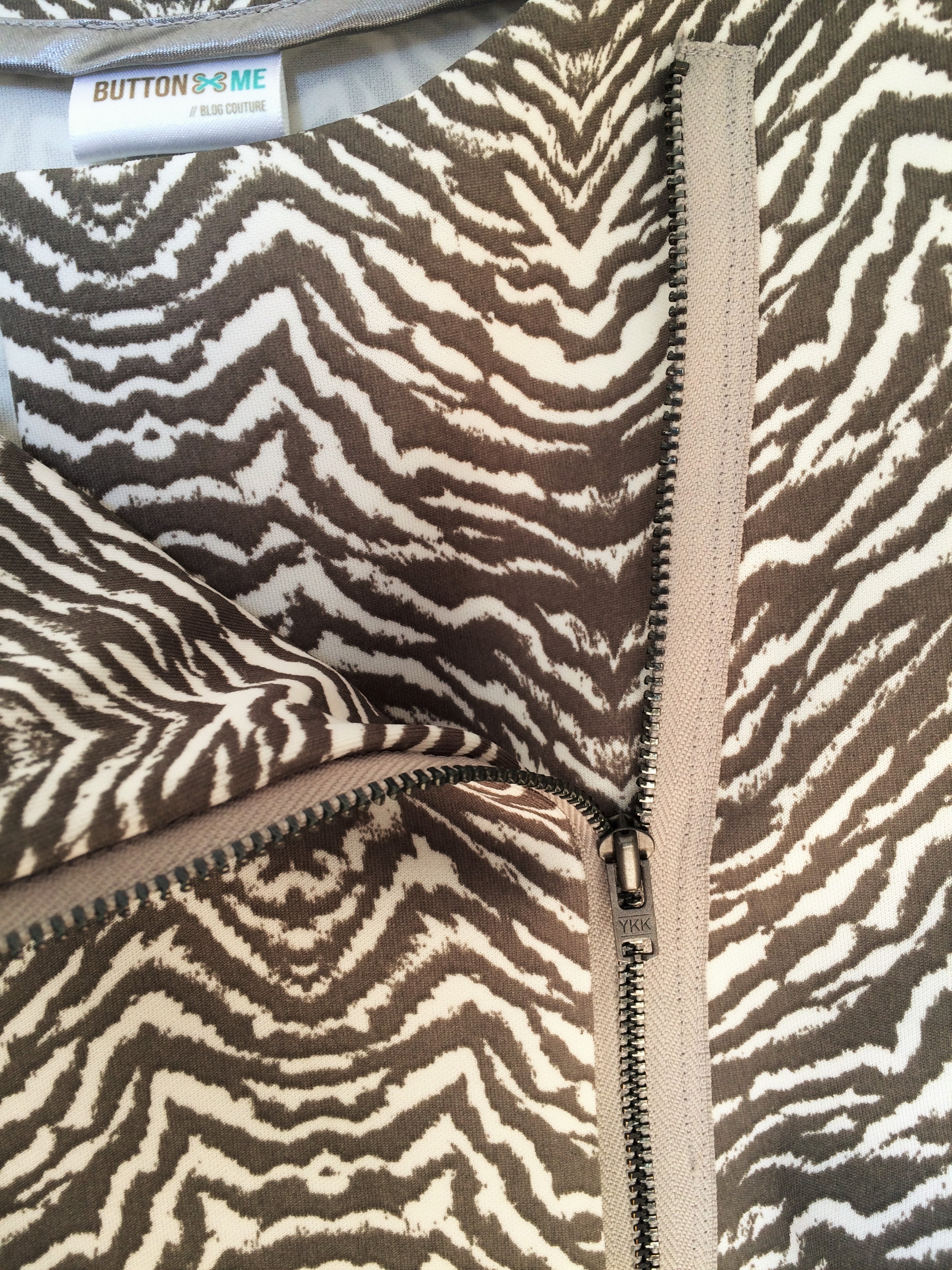 Veste zippée zébrée