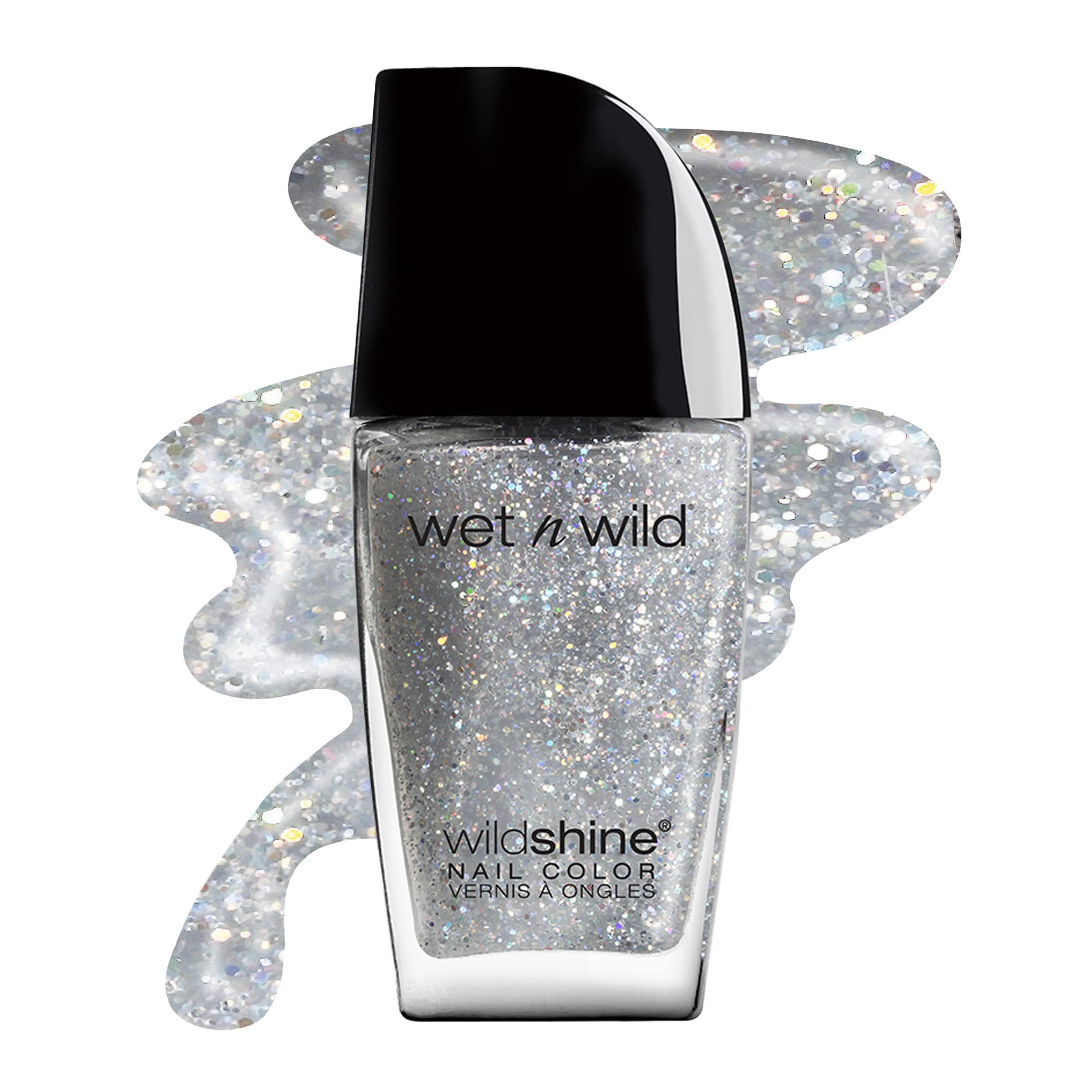 Glitter nail polish: trends and application tips