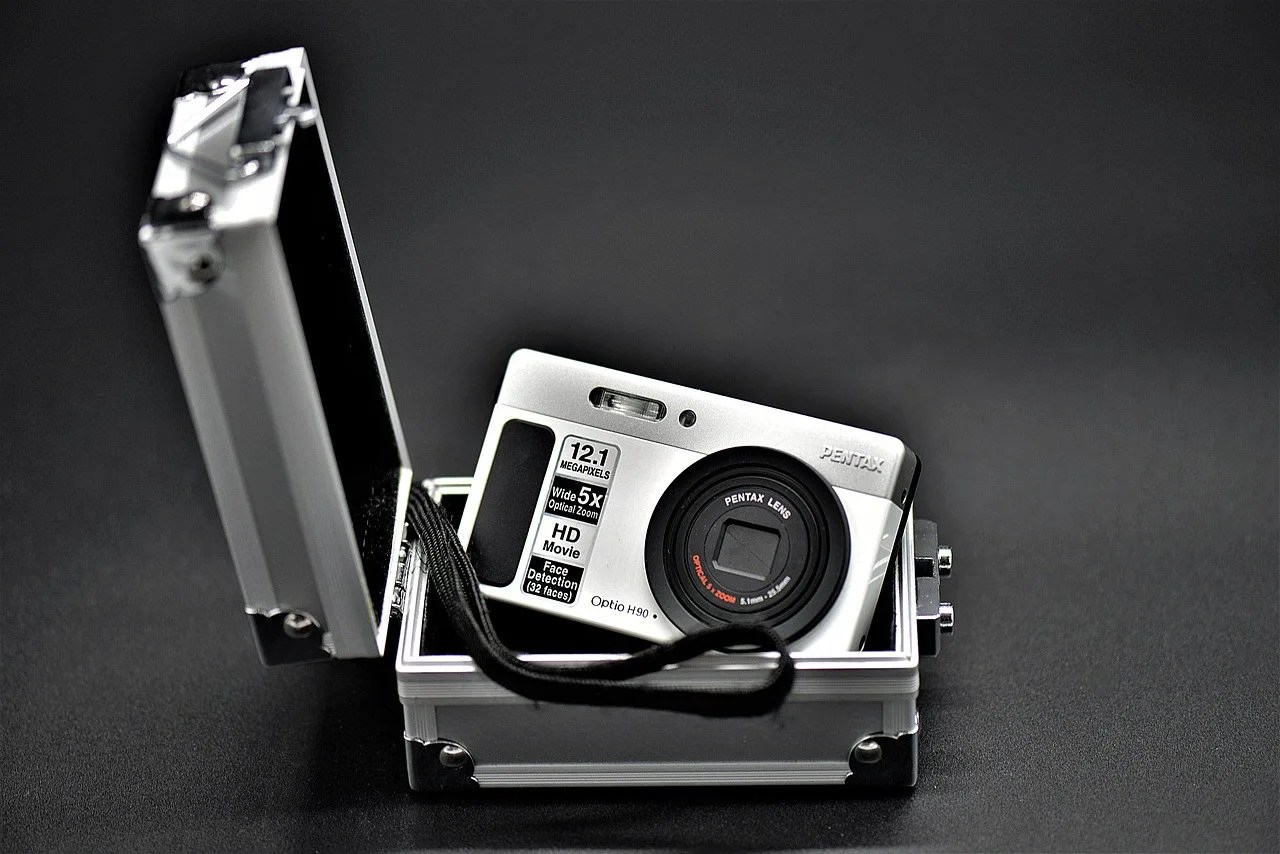 LEICA D-LUX 7 19116 シルバー マイクロフォーサーズ コンデジ Leica D-Lux 7 Compact Digital Camera in Silver